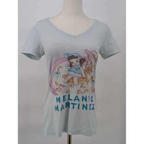 Hot topic melanie martinez - hot,
